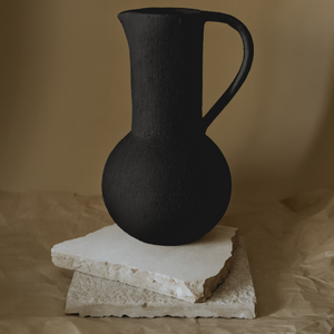 Zaura Vase