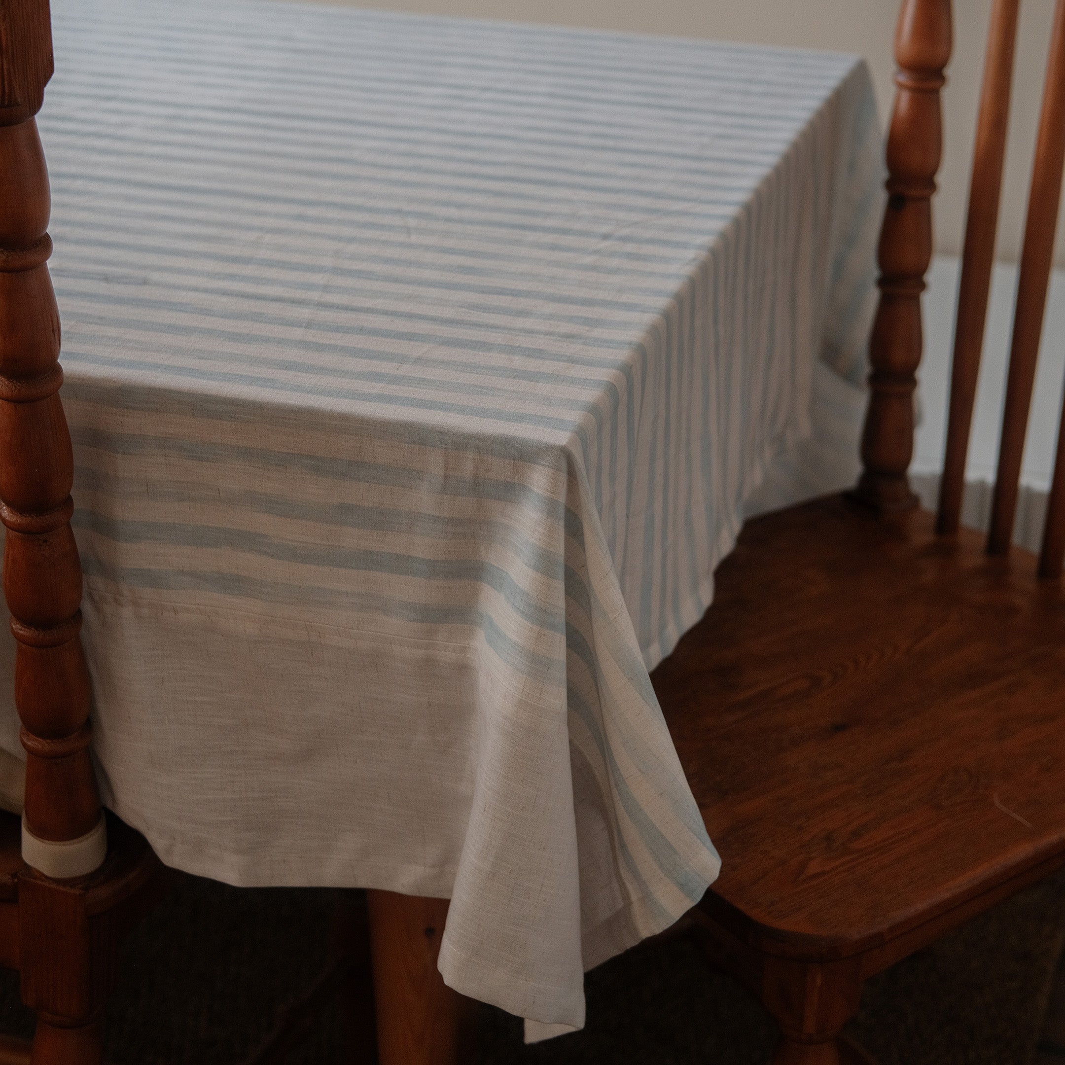 Sash tablecloth