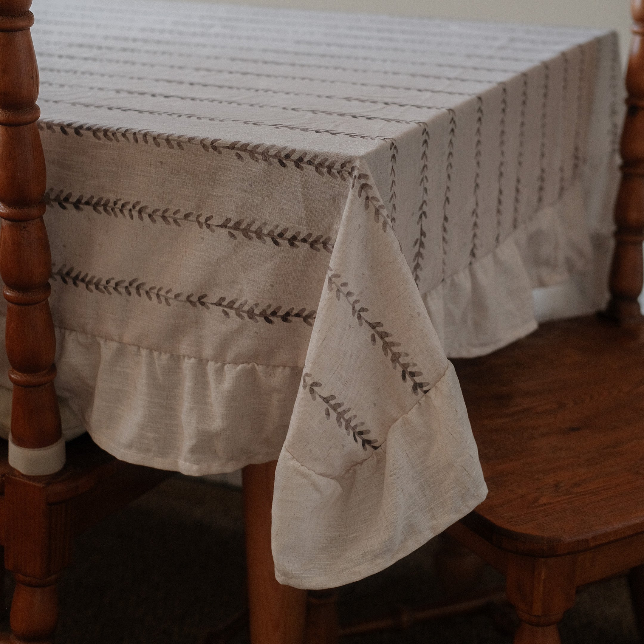 Rosewood table cloth