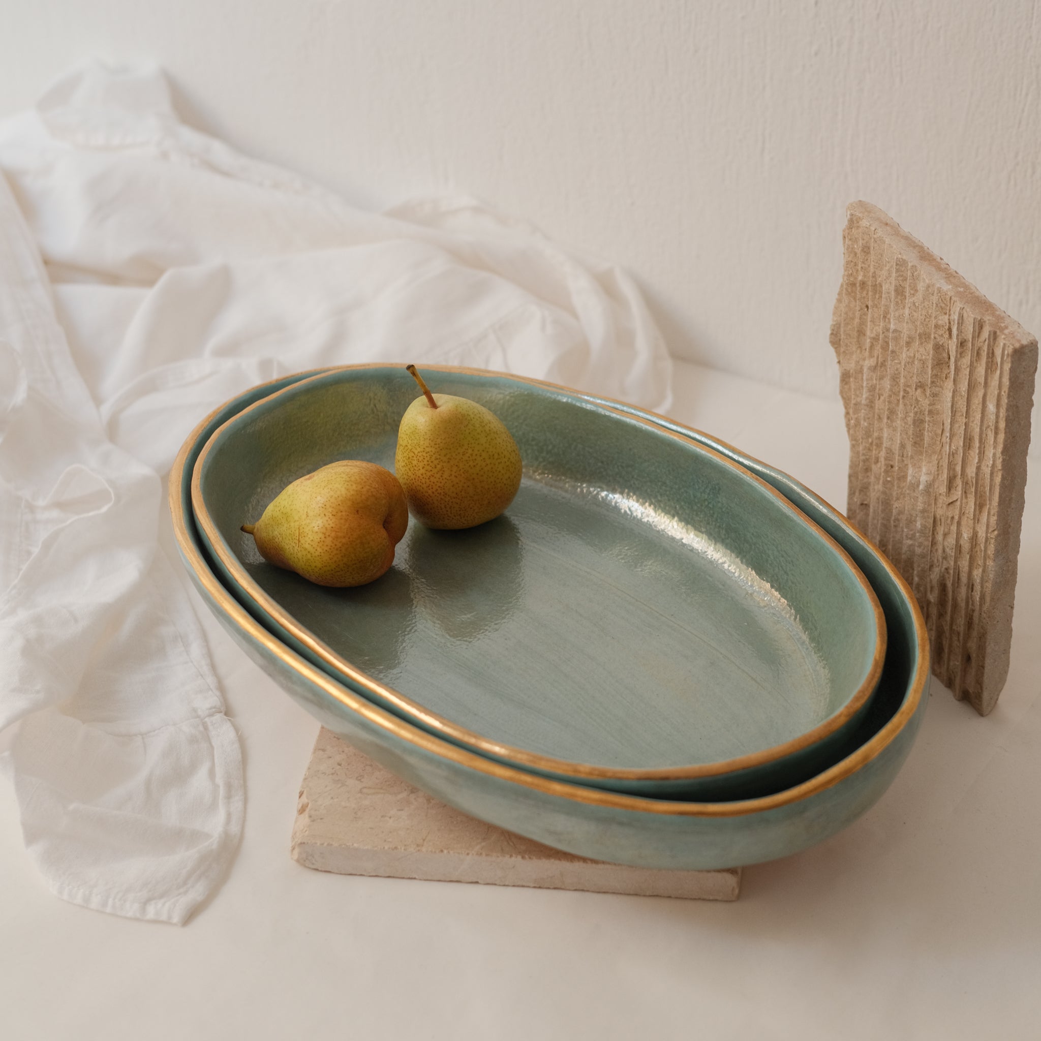 Oval serving set