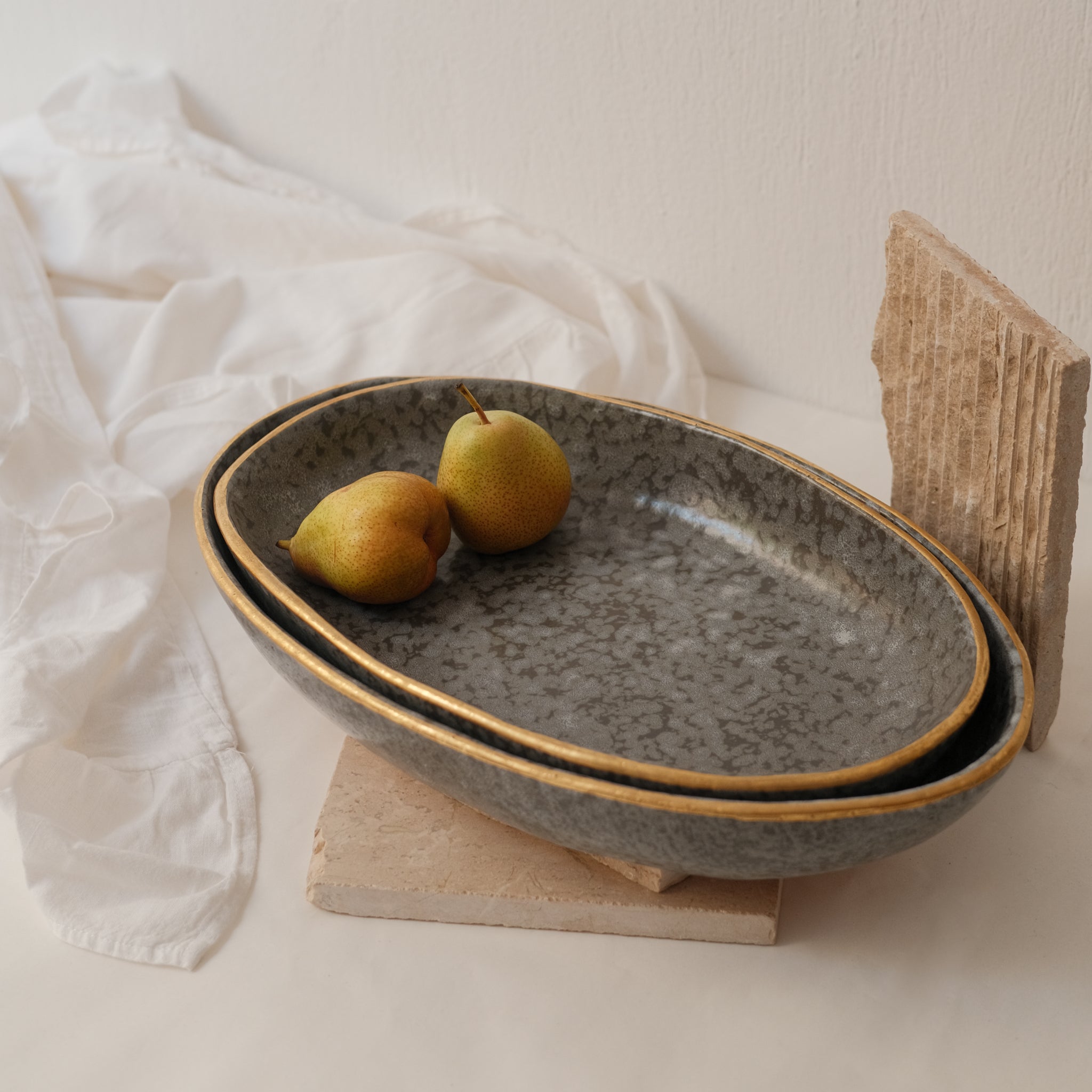 Oval serving set